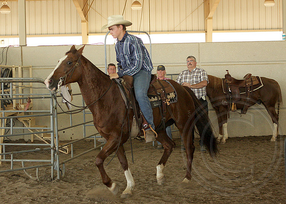 40d_0745_ShyniaMemorialCutting2009.jpg