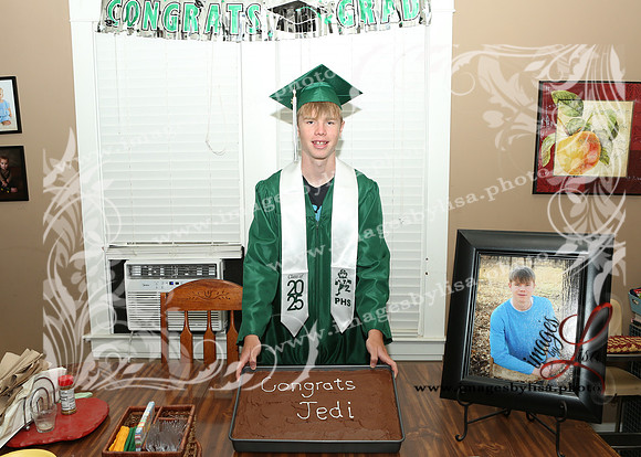 JedGraduation_1708_2025