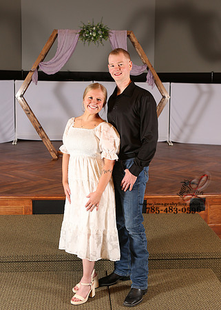 BayleeNoah_4301_2024